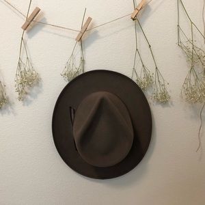 New Resistol felt cowboy hat